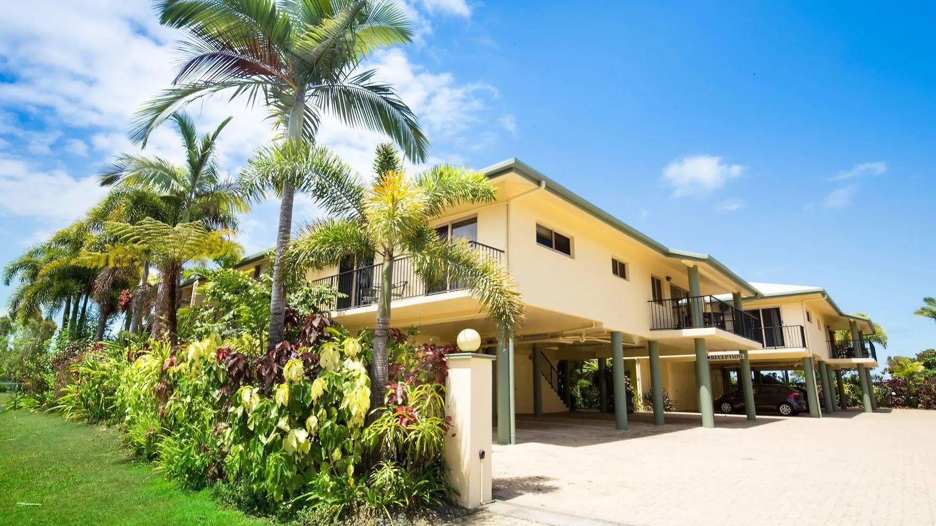 Mission Reef Resort Mission Beach